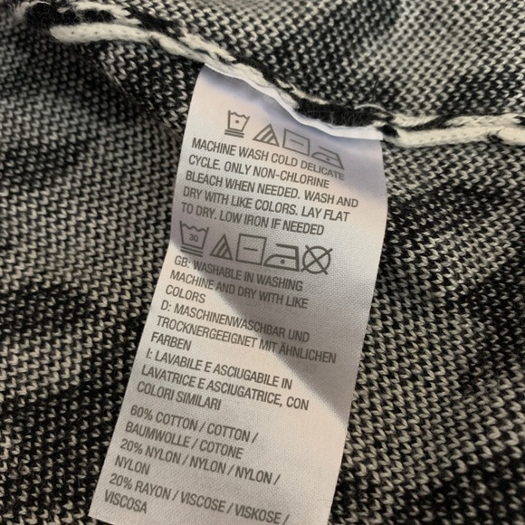 Isaac Mizrahi Houndstooth Cardigan M - NWT - Picture 4 of 4